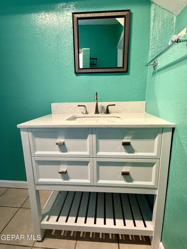 Building Photo - 611 New York Ave