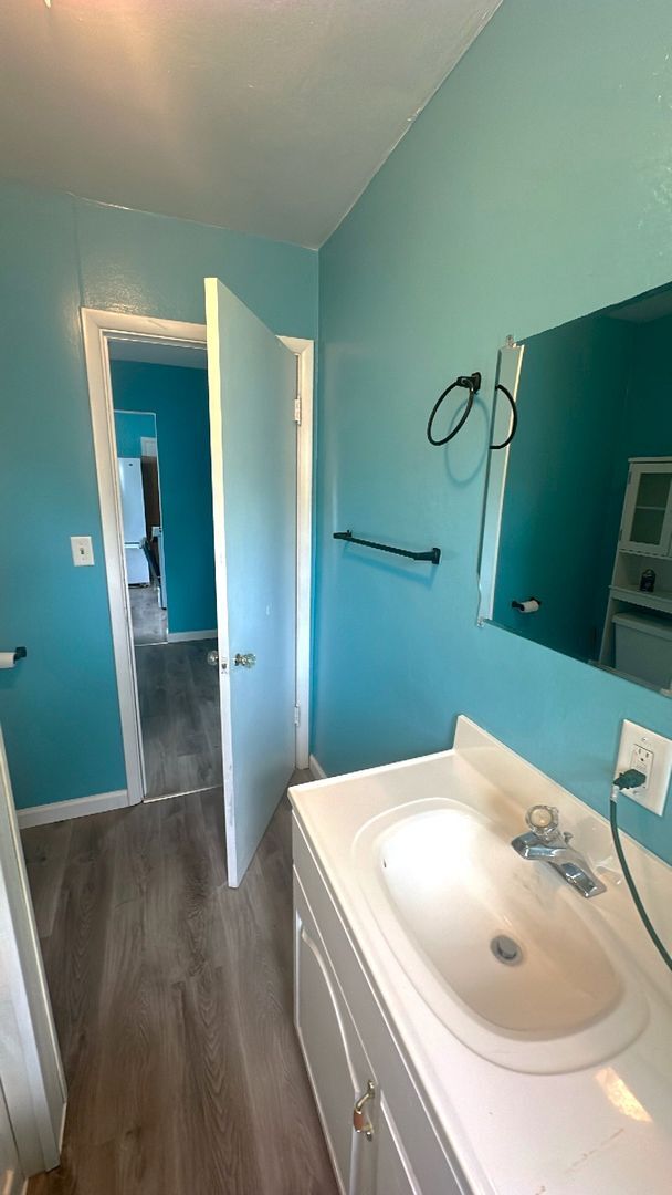 Building Photo - FOR RENT- Adorable 2 bed 1 bath in Washbur...