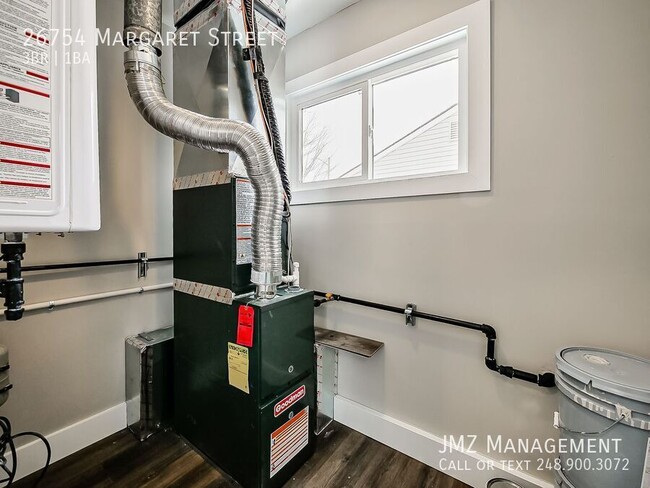 Building Photo - 26754 Margaret St