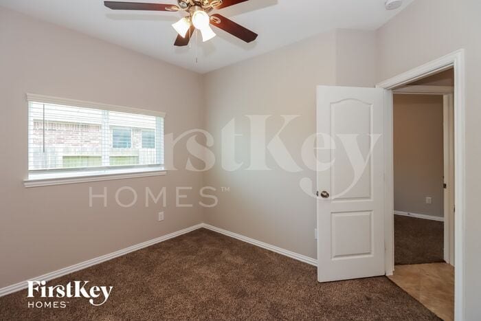 Building Photo - 131 Brazos Dr