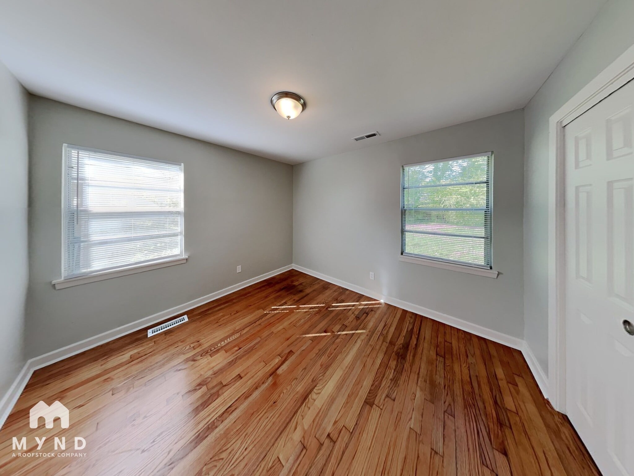 Building Photo - 1437 Freda Dr
