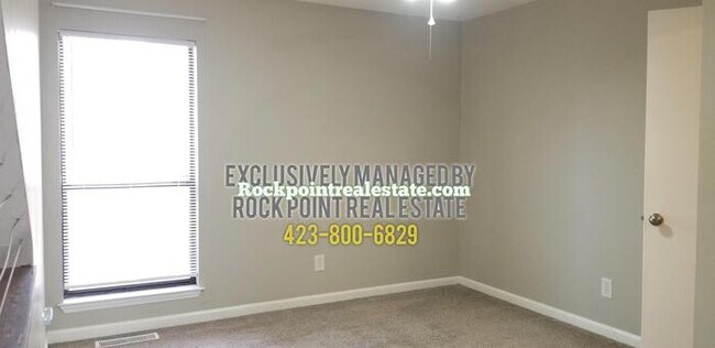 Building Photo - Great Townhome in Hixson!