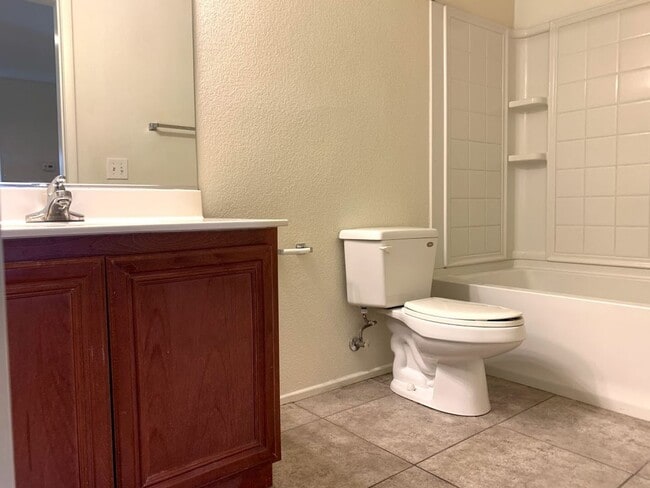 Building Photo - Ready for Move In