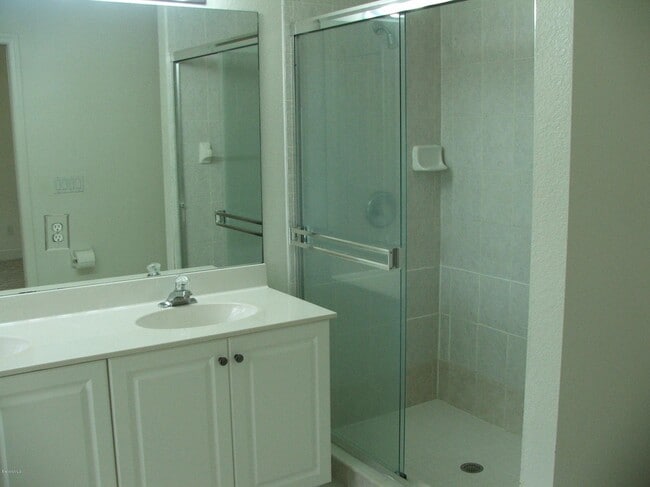 Building Photo - 7957 Evelyn Ct