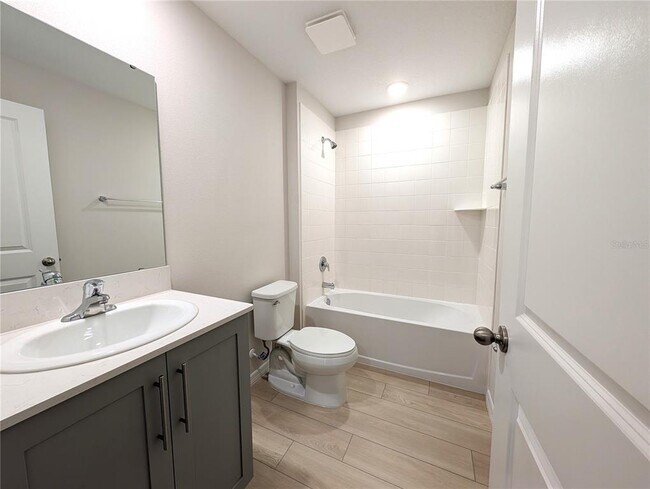 Building Photo - 37327 Sagemoor Dr