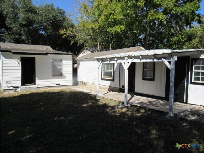 Building Photo - 1325 S 17th St