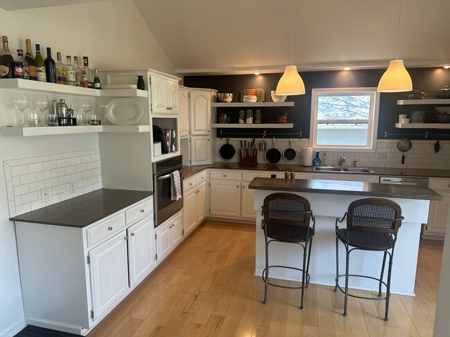 Building Photo - Available June 1st! Beautiful 4-Bedroom, 2...