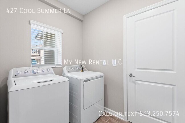 Building Photo - 427 Cool Summer Ln