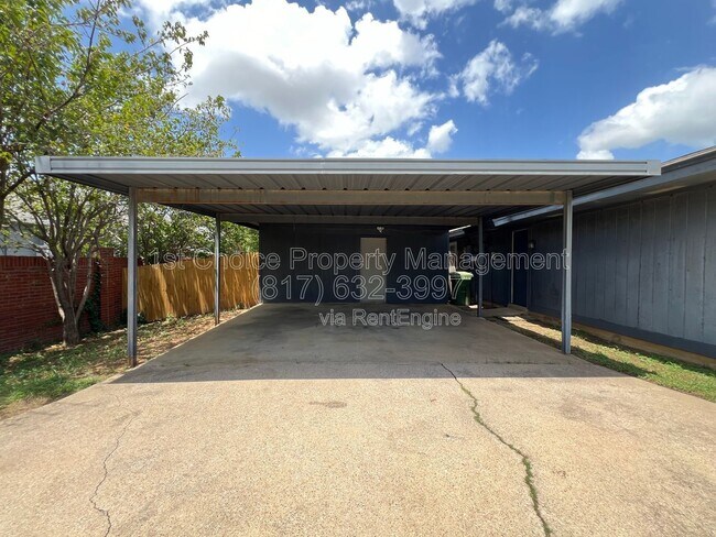 Building Photo - 7041 Crosstimbers Ln