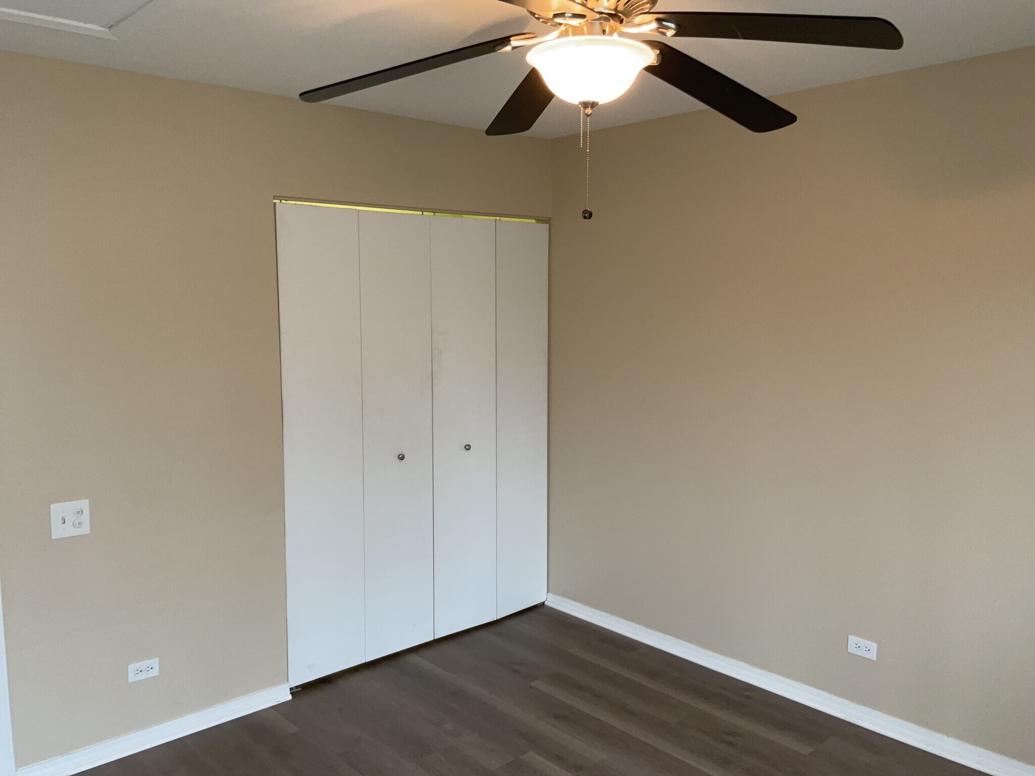 Building Photo - 473 John Hancock Ct