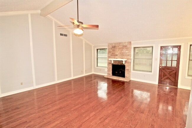 Building Photo - 3146 Wagon Trail Dr