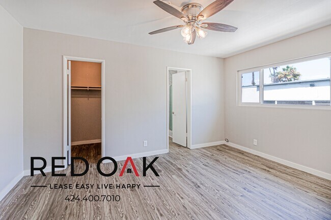 Building Photo - 4024 Nicolet Ave