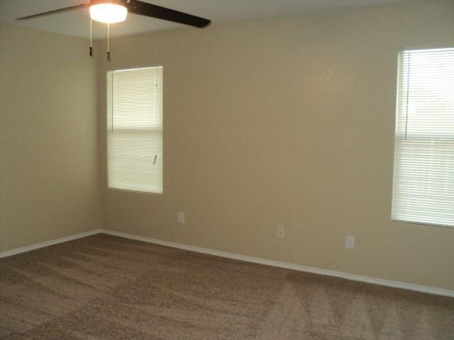 Building Photo - Fort Worth 3/2/2 Open living area