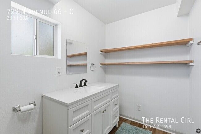 Building Photo - 729 N Avenue 66