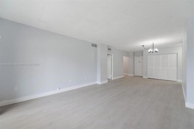 Building Photo - 1985 S Ocean Dr