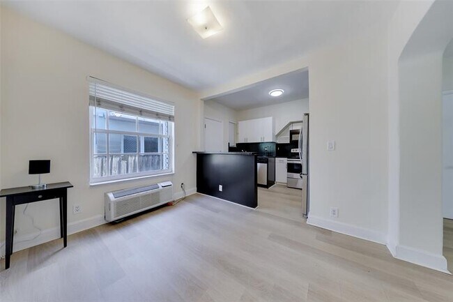 Building Photo - 1241 13th St