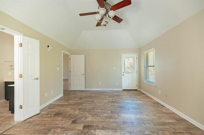 Building Photo - 27210 Afton Way