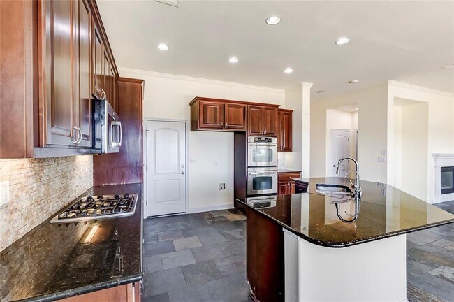 Building Photo - 7313 Lookout Bluff Terrace