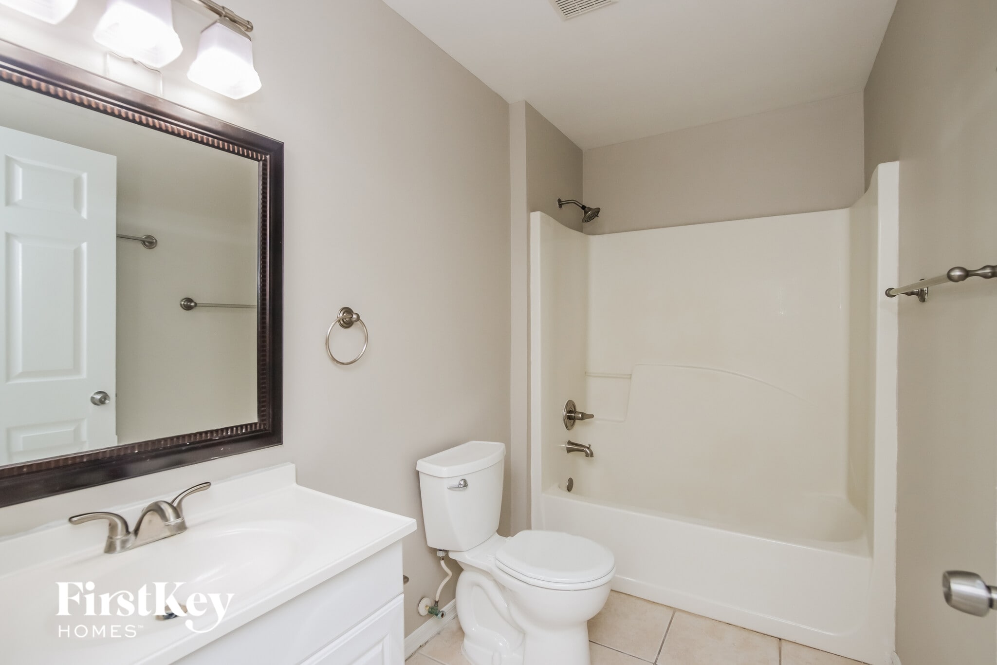 Building Photo - 1992 Tranter Ave SE