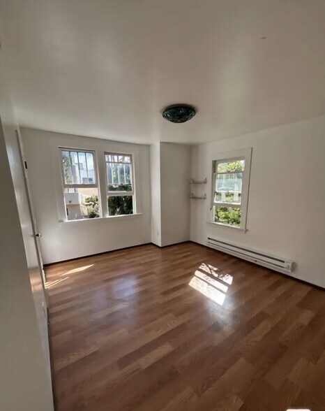 Building Photo - 49 Dudley Ave