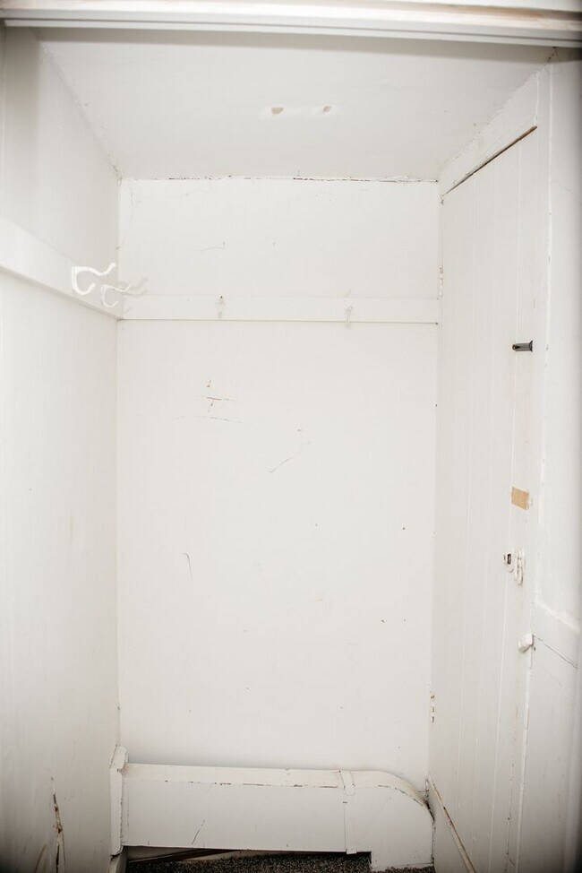 Building Photo - 145 Race St