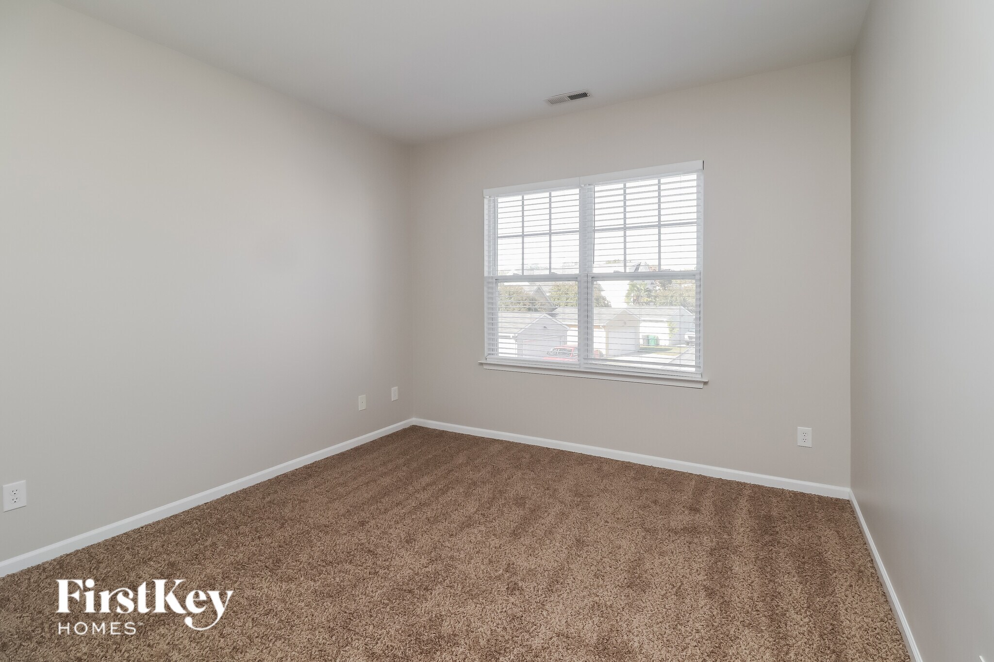 Building Photo - 13828 Connell Green Dr