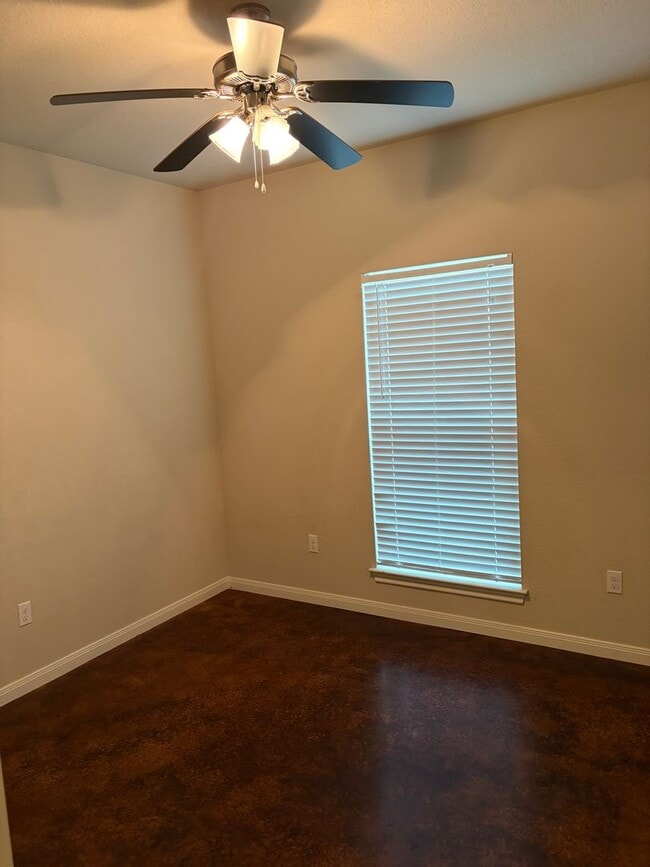 Building Photo - China Spring ISD Duplex