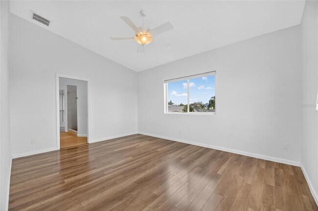 Building Photo - 775 182nd Ave E