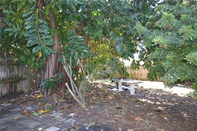 Building Photo - 2143 Chatlin Rd