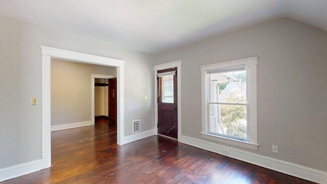 Building Photo - 3865 W 16th St