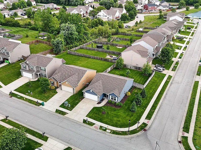 Building Photo - 3272 Maitland Dr