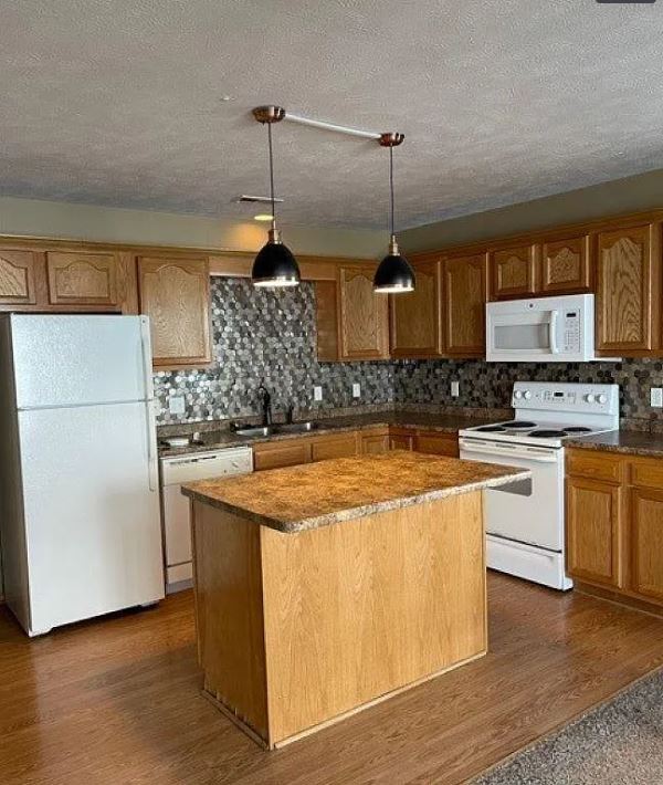 Building Photo - 14655 Sahler Ct