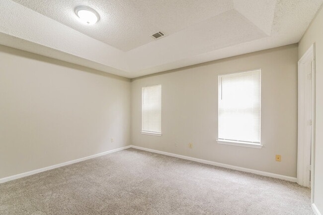 Building Photo - 1464 Cain Ct