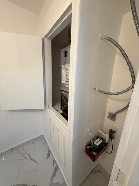 Building Photo - 5962