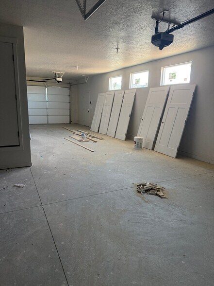 Building Photo - 3071 S 3500 W