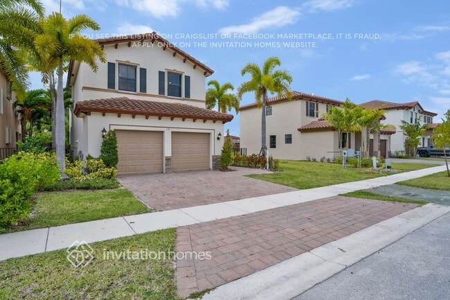 Building Photo - 132 NE 27th Terrace