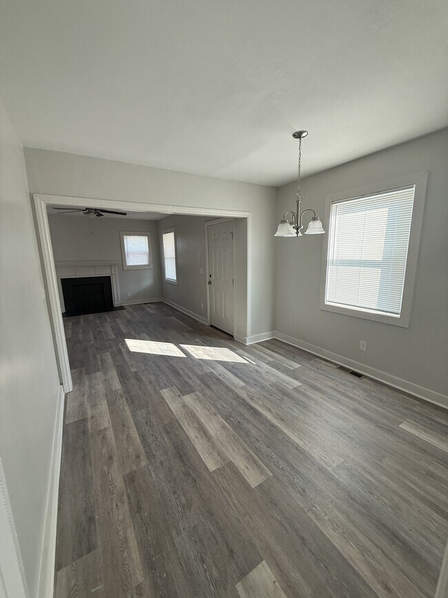 Building Photo - 7400 Rome Ave