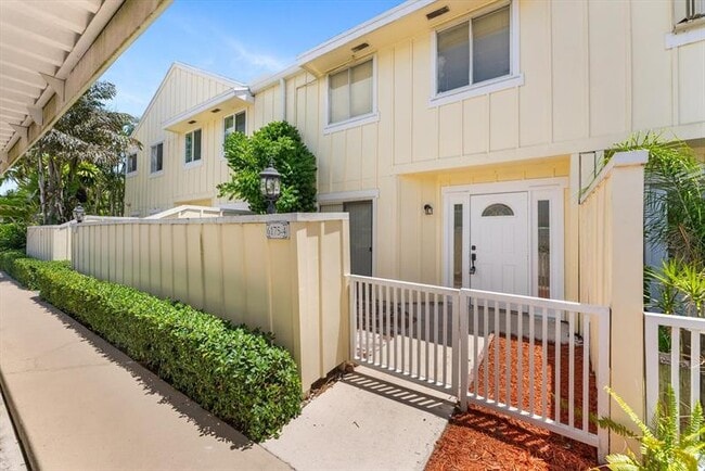 Building Photo - 6175 Riverwalk Ln