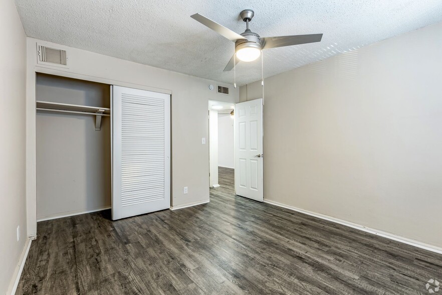 Interior Photo - CasaDova