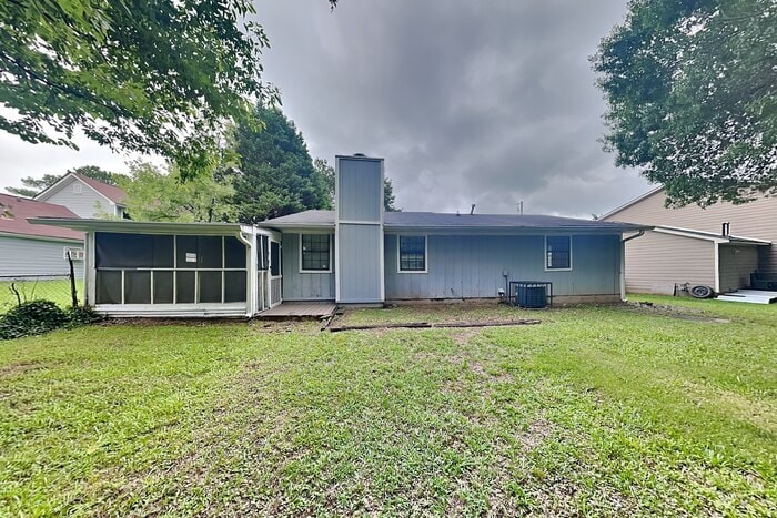 Building Photo - 2093 Drake Ct