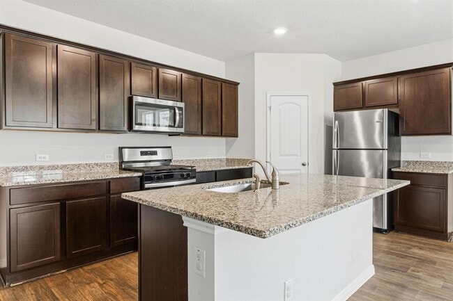 Building Photo - 202 Eagle Mountain Trl1
