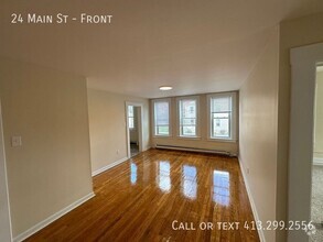 Building Photo - Charming 2 Bedroom, 2 Bathroom Apartment i...