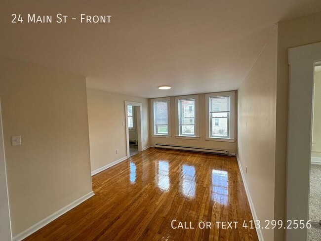 Primary Photo - Charming 2 Bedroom, 2 Bathroom Apartment i...