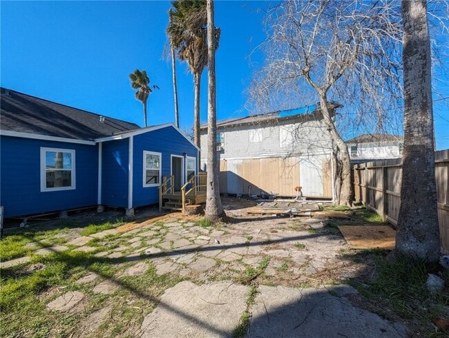 Building Photo - 1133 S Brownlee Blvd