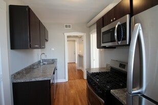 Building Photo - 4402 W Belden Ave