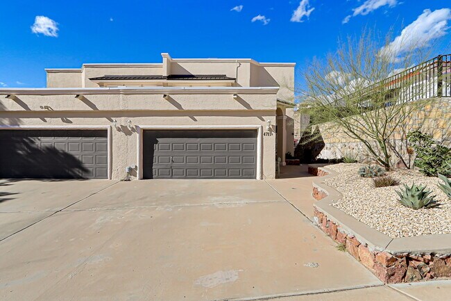 Primary Photo - 4717 Excalibur Dr