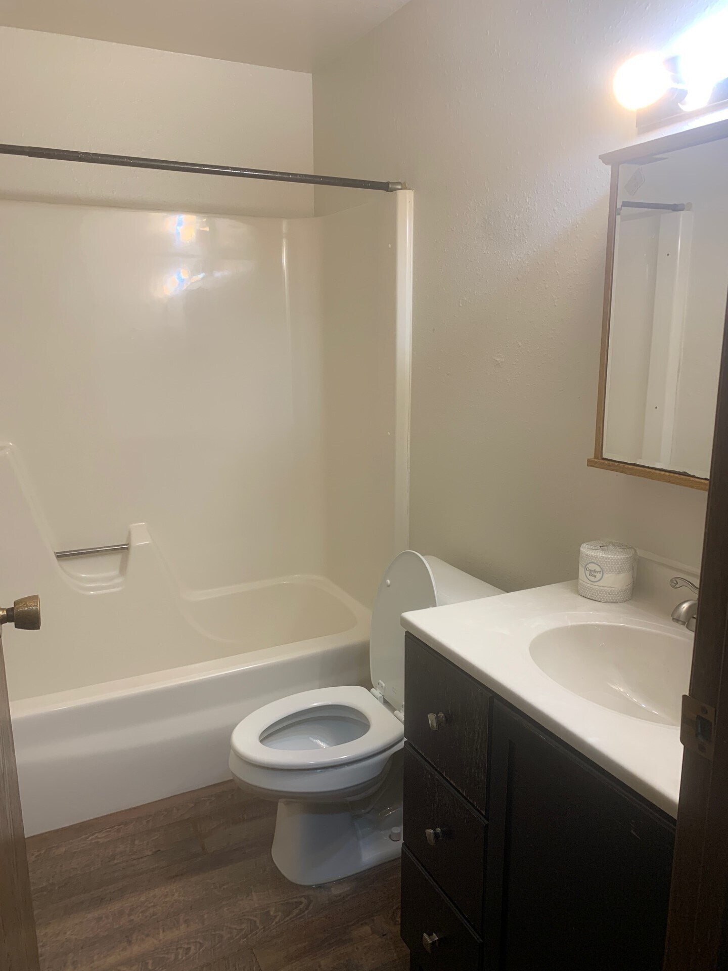 Building Photo - 8 8th St W