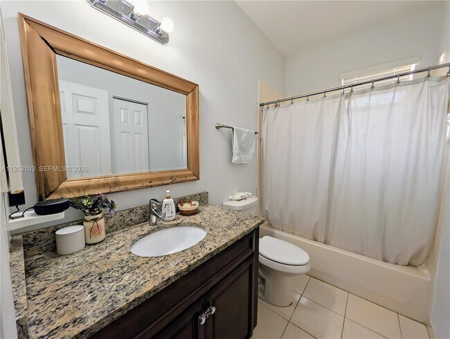 Building Photo - 3561 Forest Hill Blvd