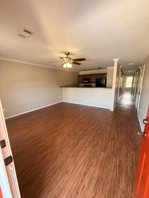 Building Photo - 2743 Oakview Rd