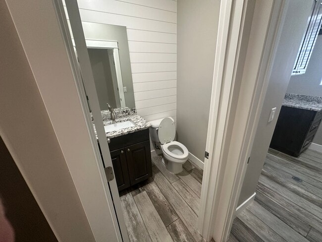 Building Photo - Custom 3 bed plus Office Single Story. Cri...